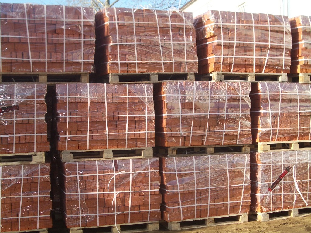 Кирпич полнотелый одинарный М-100 Краснополянский